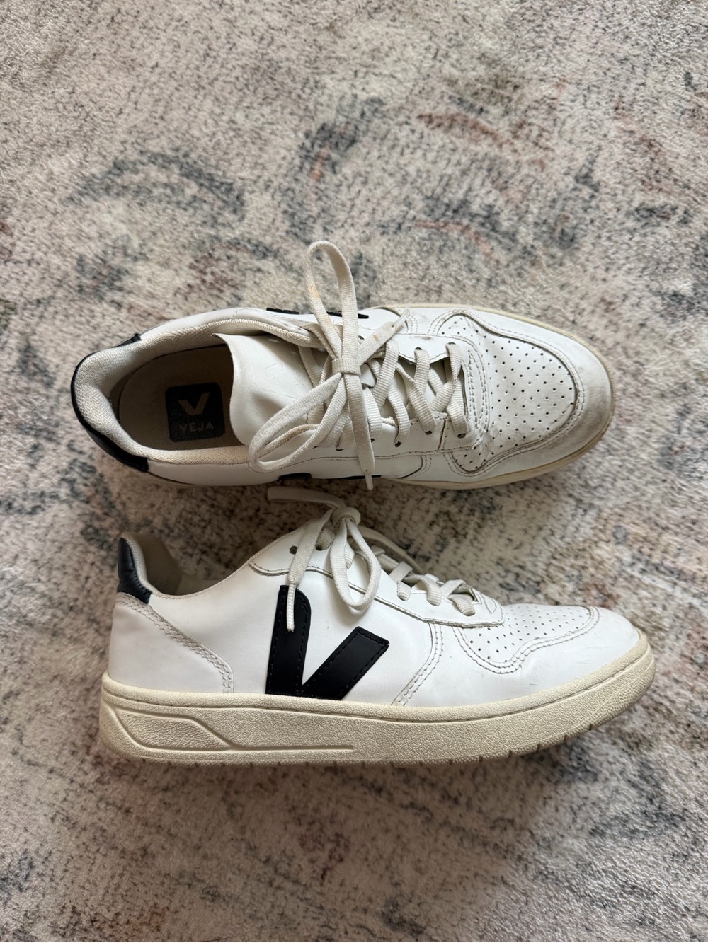 Veja Campus Sneakers